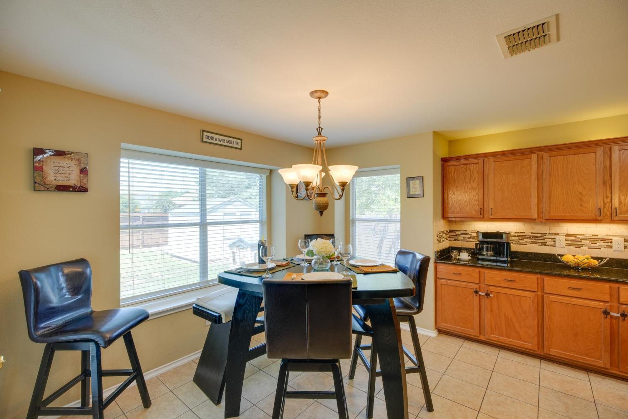 San Antonio Home With Pool Access Near Lackland Afb Экстерьер фото